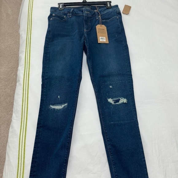 Lucky Brand Denim - Lucky Brand JEANS. Size 8/29.  straight ankle NWT